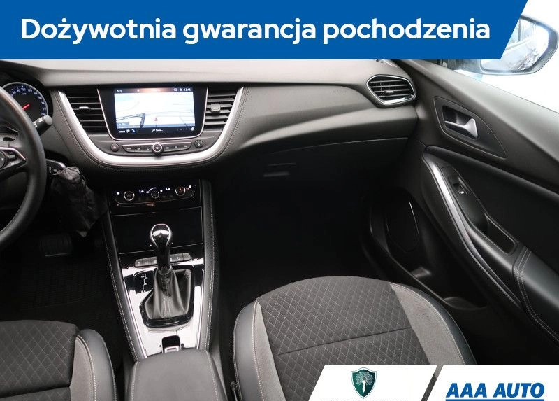 Opel Grandland X cena 76000 przebieg: 72028, rok produkcji 2019 z Karlino małe 137